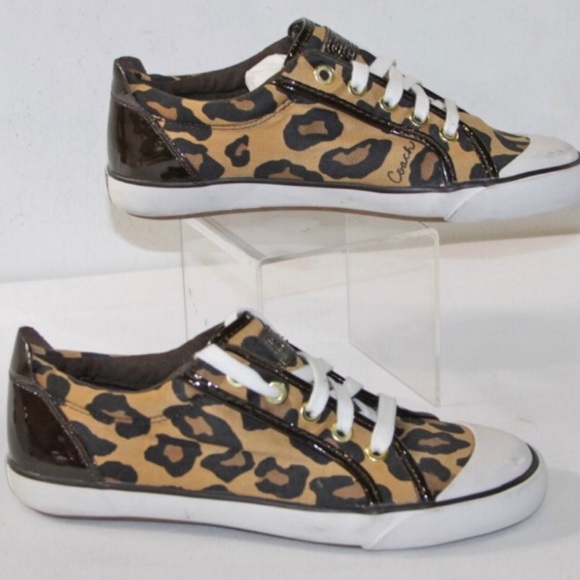 Coach Shoes - 🔥COACH Barrett Women’s Signature Authentic🔥